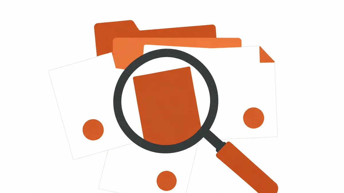 Illustration graphique d'une loupe posée sur un empilement de dossiers administratifs dont l'un ressort agrandi